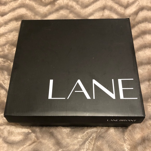 NWT Lane Bryant Suede Wide Calf Ankle Boots Size 8 - Picture 5 of 7